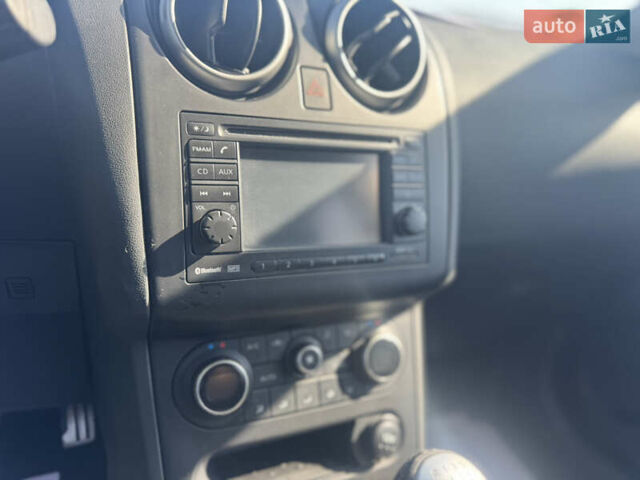 Ниссан Кашкай 2 2012 в Сарнах на Automoto.ua Серый Ниссан Кашкай 2, объемом двигателя 1.6 л и пробегом 220 тыс. км за 11350 $, фото 51 на Automoto.ua