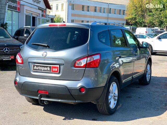 Сірий Ніссан Кашкай 2, об'ємом двигуна 1.6 л та пробігом 260 тис. км за 12690 $, фото 4 на Automoto.ua