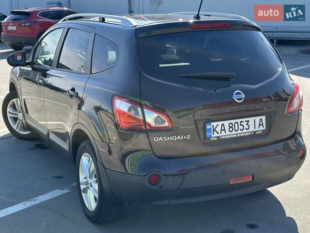 Серый Ниссан Кашкай 2, объемом двигателя 2 л и пробегом 236 тыс. км за 10000 $, фото 27 на Automoto.ua