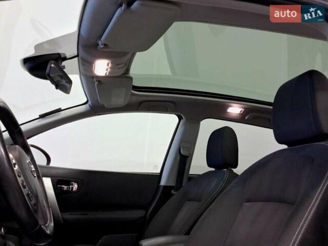 Серый Ниссан Кашкай 2, объемом двигателя 1.6 л и пробегом 162 тыс. км за 12850 $, фото 16 на Automoto.ua