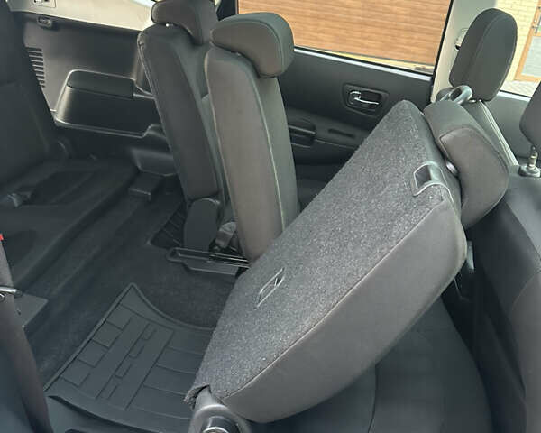 Сірий Ніссан Кашкай 2, об'ємом двигуна 1.6 л та пробігом 220 тис. км за 11550 $, фото 53 на Automoto.ua