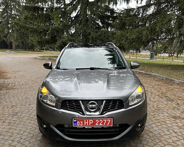 Серый Ниссан Кашкай 2, объемом двигателя 2 л и пробегом 218 тыс. км за 12400 $, фото 21 на Automoto.ua