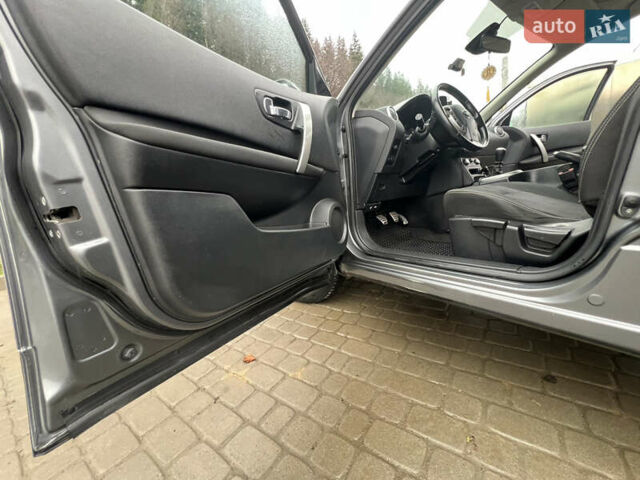 Сірий Ніссан Кашкай 2, об'ємом двигуна 1.6 л та пробігом 246 тис. км за 11400 $, фото 23 на Automoto.ua