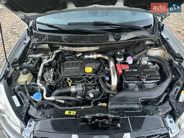Сірий Ніссан Кашкай 2, об'ємом двигуна 1.6 л та пробігом 220 тис. км за 11550 $, фото 66 на Automoto.ua