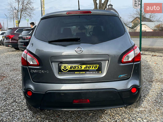 Серый Ниссан Кашкай 2, объемом двигателя 1.6 л и пробегом 246 тыс. км за 11800 $, фото 4 на Automoto.ua
