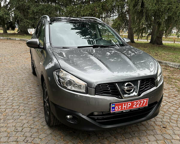 Серый Ниссан Кашкай 2, объемом двигателя 2 л и пробегом 218 тыс. км за 12400 $, фото 16 на Automoto.ua