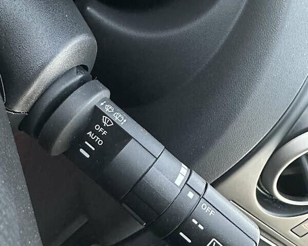 Сірий Ніссан Кашкай 2, об'ємом двигуна 1.6 л та пробігом 220 тис. км за 11550 $, фото 41 на Automoto.ua