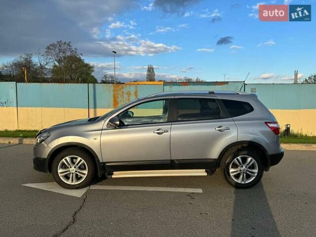 Серый Ниссан Кашкай 2, объемом двигателя 2 л и пробегом 161 тыс. км за 14000 $, фото 2 на Automoto.ua