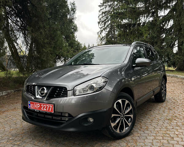 Серый Ниссан Кашкай 2, объемом двигателя 2 л и пробегом 218 тыс. км за 12400 $, фото 3 на Automoto.ua