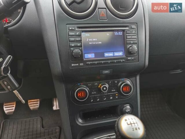 Сірий Ніссан Кашкай 2, об'ємом двигуна 1.5 л та пробігом 261 тис. км за 10700 $, фото 13 на Automoto.ua