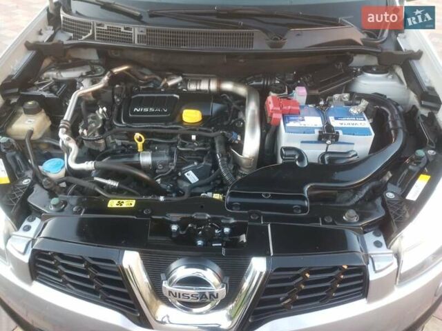 Ниссан Кашкай 2 2012 в Ивано-Франковске на Automoto.ua Серый Ниссан Кашкай 2, объемом двигателя 1.6 л и пробегом 239 тыс. км за 10900 $, фото 12 на Automoto.ua