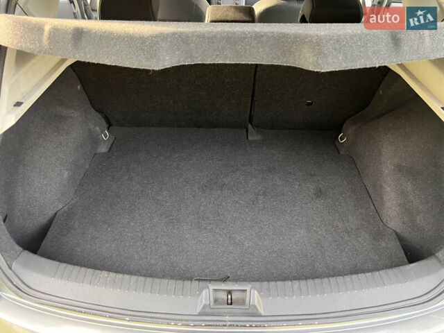 Ниссан Кашкай 2 2013 в Луцке на Automoto.ua Серый Ниссан Кашкай 2, объемом двигателя 2 л и пробегом 219 тыс. км за 10750 $, фото 9 на Automoto.ua