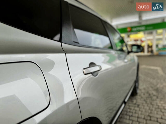 Серый Ниссан Кашкай 2, объемом двигателя 1.5 л и пробегом 220 тыс. км за 12299 $, фото 74 на Automoto.ua