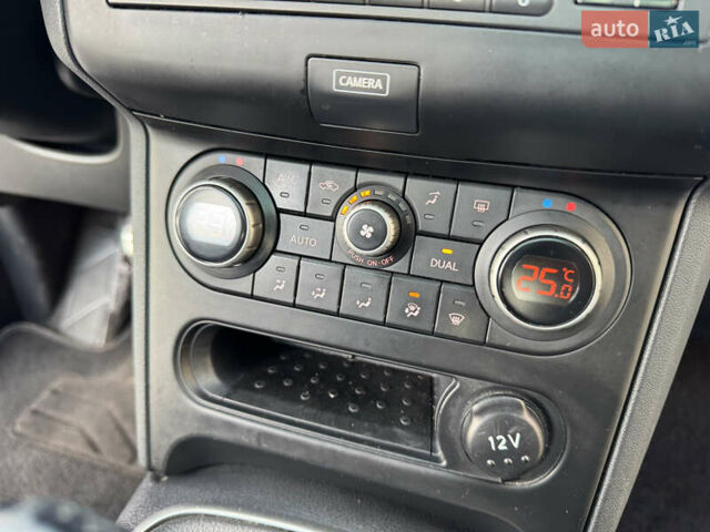 Серый Ниссан Кашкай 2, объемом двигателя 1.6 л и пробегом 180 тыс. км за 11999 $, фото 47 на Automoto.ua