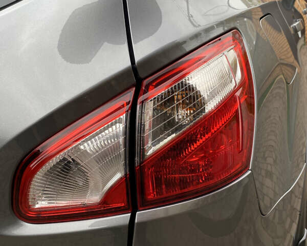 Сірий Ніссан Кашкай 2, об'ємом двигуна 2 л та пробігом 167 тис. км за 12400 $, фото 81 на Automoto.ua