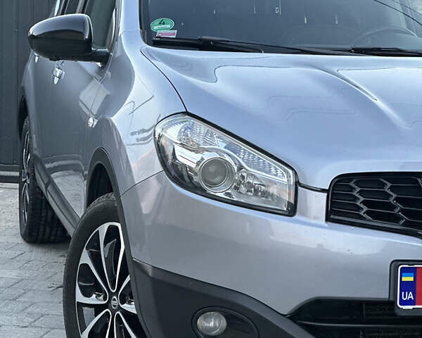 Сірий Ніссан Кашкай 2, об'ємом двигуна 1.6 л та пробігом 196 тис. км за 12500 $, фото 9 на Automoto.ua