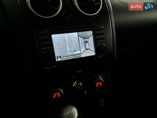 Серый Ниссан Кашкай 2, объемом двигателя 1.5 л и пробегом 220 тыс. км за 12299 $, фото 95 на Automoto.ua