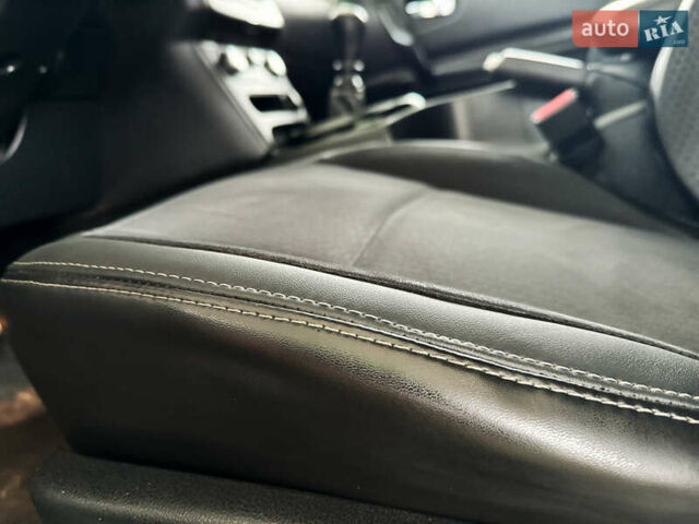 Серый Ниссан Кашкай 2, объемом двигателя 1.5 л и пробегом 220 тыс. км за 12299 $, фото 101 на Automoto.ua