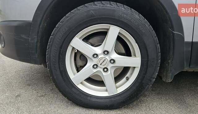 Сірий Ніссан Кашкай 2, об'ємом двигуна 1.6 л та пробігом 213 тис. км за 10999 $, фото 28 на Automoto.ua