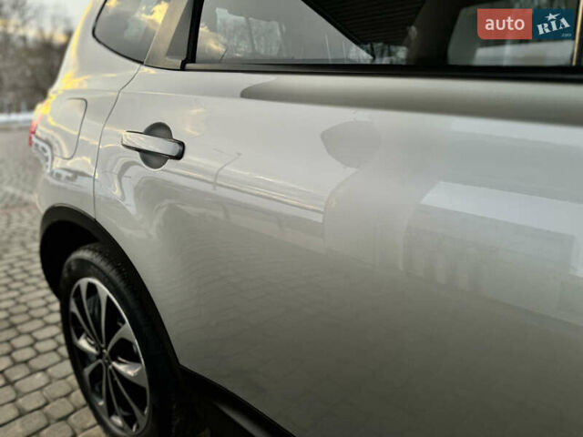 Серый Ниссан Кашкай 2, объемом двигателя 1.5 л и пробегом 220 тыс. км за 12299 $, фото 62 на Automoto.ua