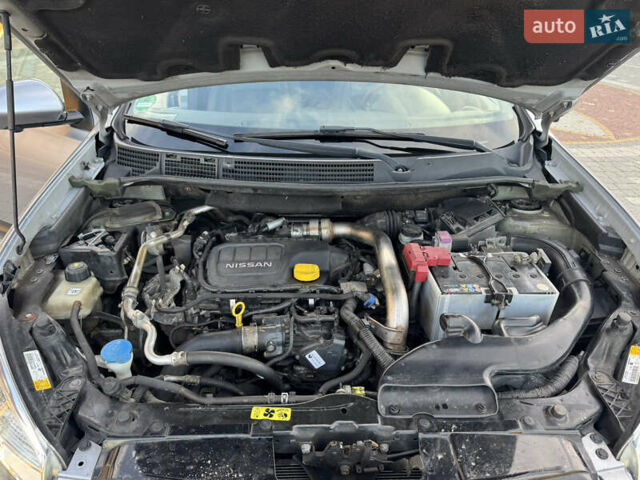 Серый Ниссан Кашкай 2, объемом двигателя 1.6 л и пробегом 180 тыс. км за 11999 $, фото 59 на Automoto.ua