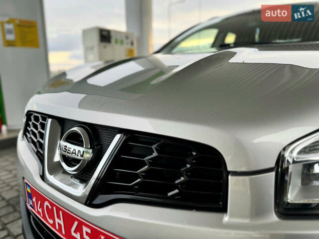 Серый Ниссан Кашкай 2, объемом двигателя 1.5 л и пробегом 220 тыс. км за 12299 $, фото 5 на Automoto.ua