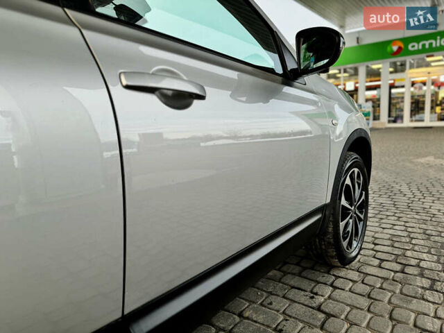 Серый Ниссан Кашкай 2, объемом двигателя 1.5 л и пробегом 220 тыс. км за 12299 $, фото 77 на Automoto.ua