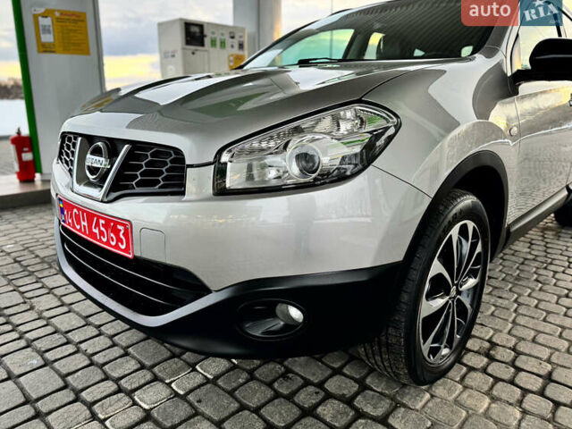 Серый Ниссан Кашкай 2, объемом двигателя 1.5 л и пробегом 220 тыс. км за 12299 $, фото 3 на Automoto.ua