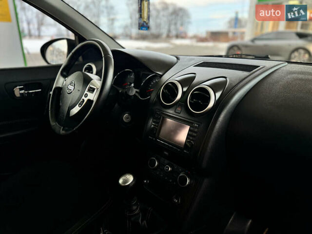 Серый Ниссан Кашкай 2, объемом двигателя 1.5 л и пробегом 220 тыс. км за 12299 $, фото 110 на Automoto.ua