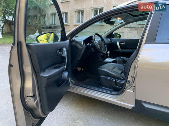 Сірий Ніссан Кашкай 2, об'ємом двигуна 2 л та пробігом 175 тис. км за 12000 $, фото 7 на Automoto.ua