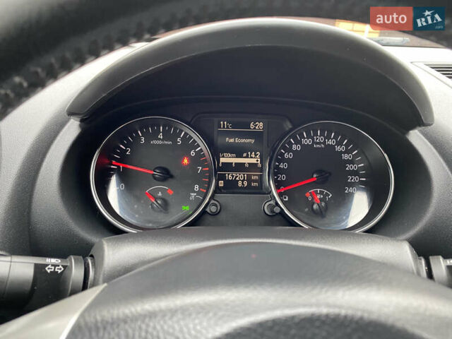 Сірий Ніссан Кашкай 2, об'ємом двигуна 2 л та пробігом 167 тис. км за 12400 $, фото 73 на Automoto.ua