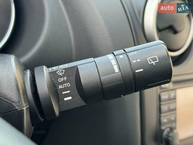 Серый Ниссан Кашкай 2, объемом двигателя 1.6 л и пробегом 180 тыс. км за 11999 $, фото 56 на Automoto.ua