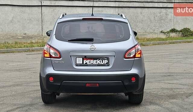 Сірий Ніссан Кашкай 2, об'ємом двигуна 1.6 л та пробігом 213 тис. км за 10999 $, фото 9 на Automoto.ua