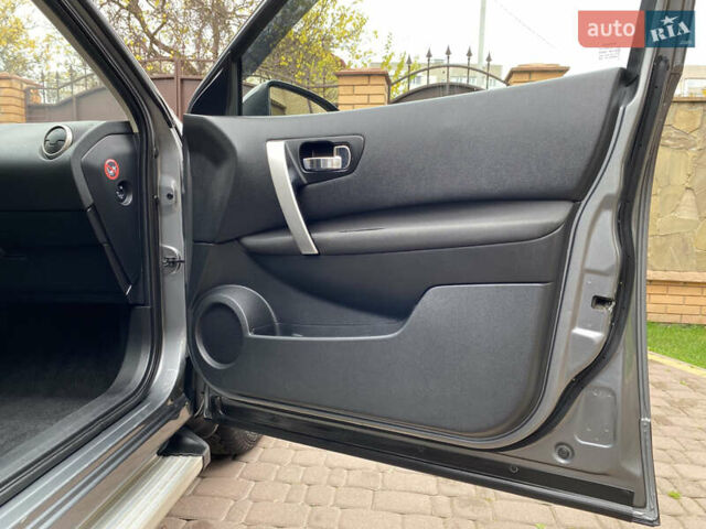 Сірий Ніссан Кашкай 2, об'ємом двигуна 2 л та пробігом 167 тис. км за 12400 $, фото 53 на Automoto.ua