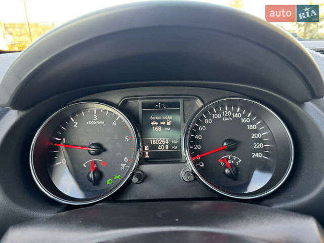 Серый Ниссан Кашкай 2, объемом двигателя 1.6 л и пробегом 180 тыс. км за 11999 $, фото 64 на Automoto.ua