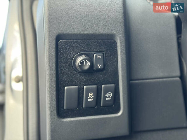 Серый Ниссан Кашкай 2, объемом двигателя 1.6 л и пробегом 180 тыс. км за 11999 $, фото 34 на Automoto.ua