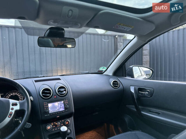 Сірий Ніссан Кашкай 2, об'ємом двигуна 1.6 л та пробігом 196 тис. км за 12500 $, фото 29 на Automoto.ua
