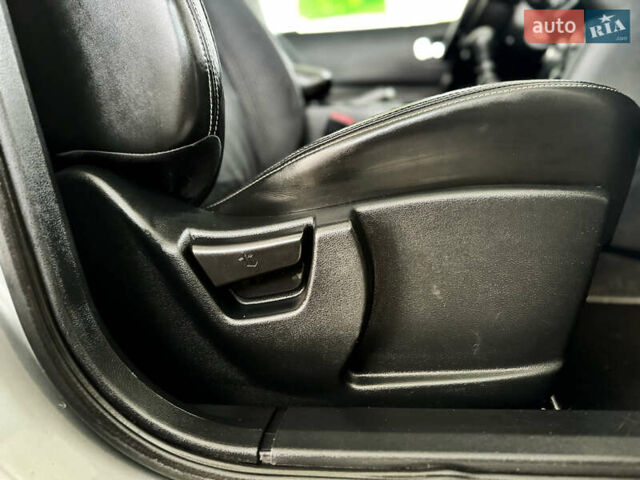 Серый Ниссан Кашкай 2, объемом двигателя 1.5 л и пробегом 220 тыс. км за 12299 $, фото 117 на Automoto.ua