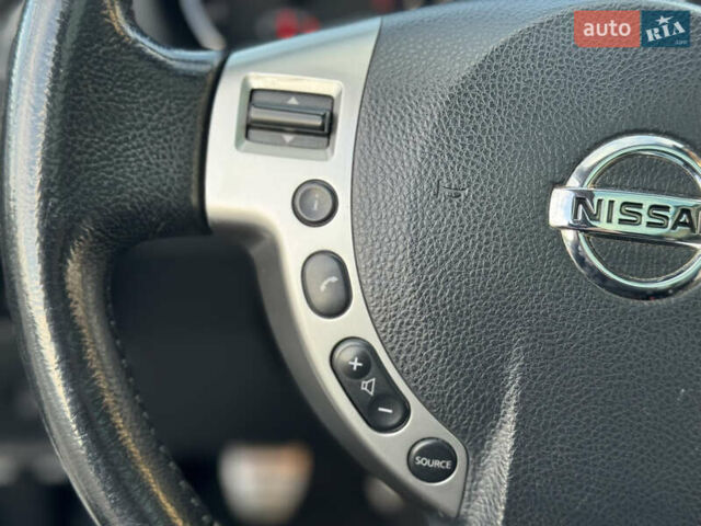 Серый Ниссан Кашкай 2, объемом двигателя 1.6 л и пробегом 180 тыс. км за 11999 $, фото 54 на Automoto.ua