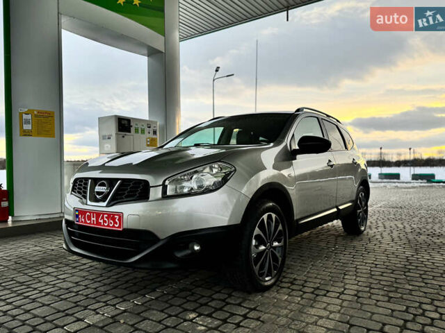 Серый Ниссан Кашкай 2, объемом двигателя 1.5 л и пробегом 220 тыс. км за 12299 $, фото 1 на Automoto.ua