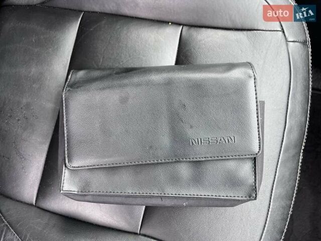 Серый Ниссан Кашкай 2, объемом двигателя 2 л и пробегом 205 тыс. км за 14000 $, фото 82 на Automoto.ua