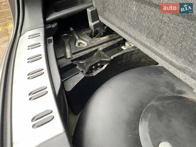 Сірий Ніссан Кашкай 2, об'ємом двигуна 2 л та пробігом 167 тис. км за 12400 $, фото 33 на Automoto.ua