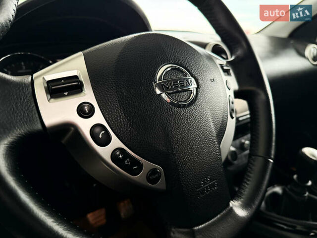 Серый Ниссан Кашкай 2, объемом двигателя 1.5 л и пробегом 220 тыс. км за 12299 $, фото 84 на Automoto.ua