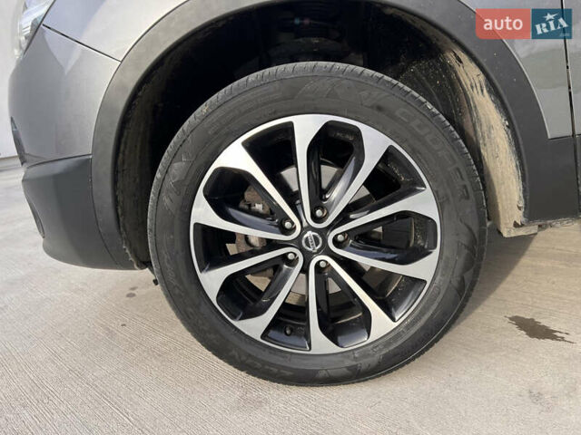 Ниссан Кашкай 2 2013 в Луцке на Automoto.ua Серый Ниссан Кашкай 2, объемом двигателя 2 л и пробегом 219 тыс. км за 10750 $, фото 22 на Automoto.ua