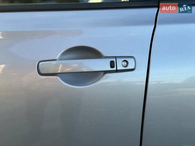 Серый Ниссан Кашкай 2, объемом двигателя 1.6 л и пробегом 180 тыс. км за 11999 $, фото 22 на Automoto.ua