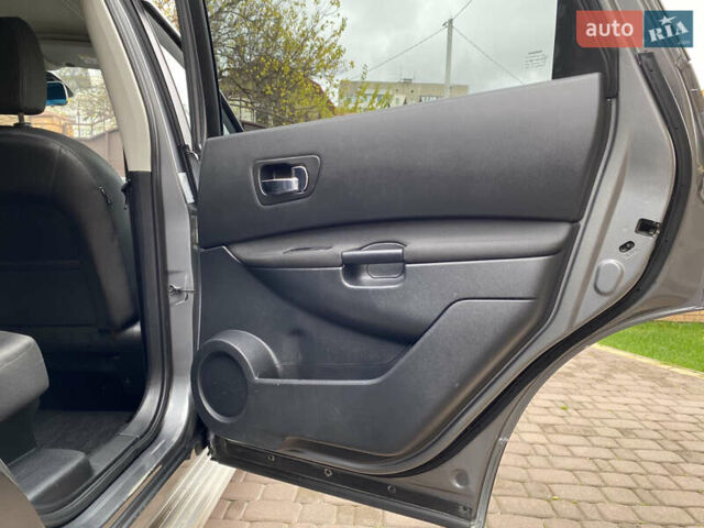 Сірий Ніссан Кашкай 2, об'ємом двигуна 2 л та пробігом 167 тис. км за 12400 $, фото 55 на Automoto.ua