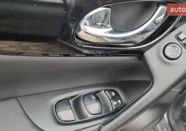 Сірий Ніссан Кашкай 2, об'ємом двигуна 1.6 л та пробігом 214 тис. км за 15500 $, фото 18 на Automoto.ua