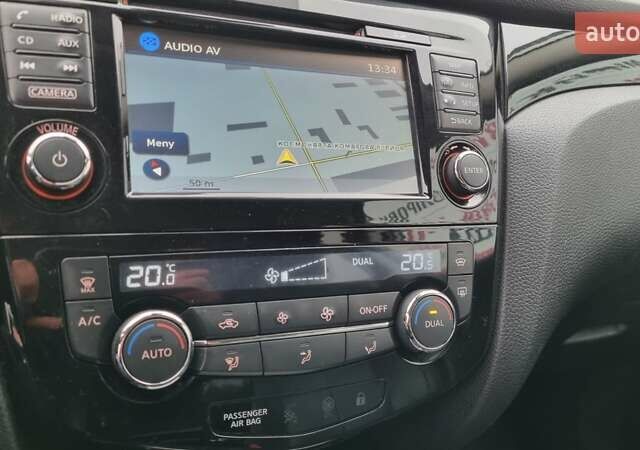 Сірий Ніссан Кашкай 2, об'ємом двигуна 1.6 л та пробігом 214 тис. км за 15500 $, фото 12 на Automoto.ua