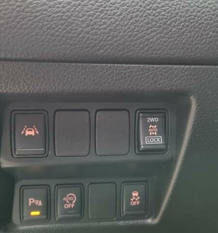 Серый Ниссан Кашкай 2, объемом двигателя 1.6 л и пробегом 214 тыс. км за 15500 $, фото 13 на Automoto.ua