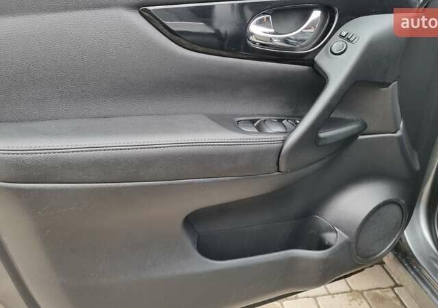 Сірий Ніссан Кашкай 2, об'ємом двигуна 1.6 л та пробігом 214 тис. км за 15500 $, фото 19 на Automoto.ua